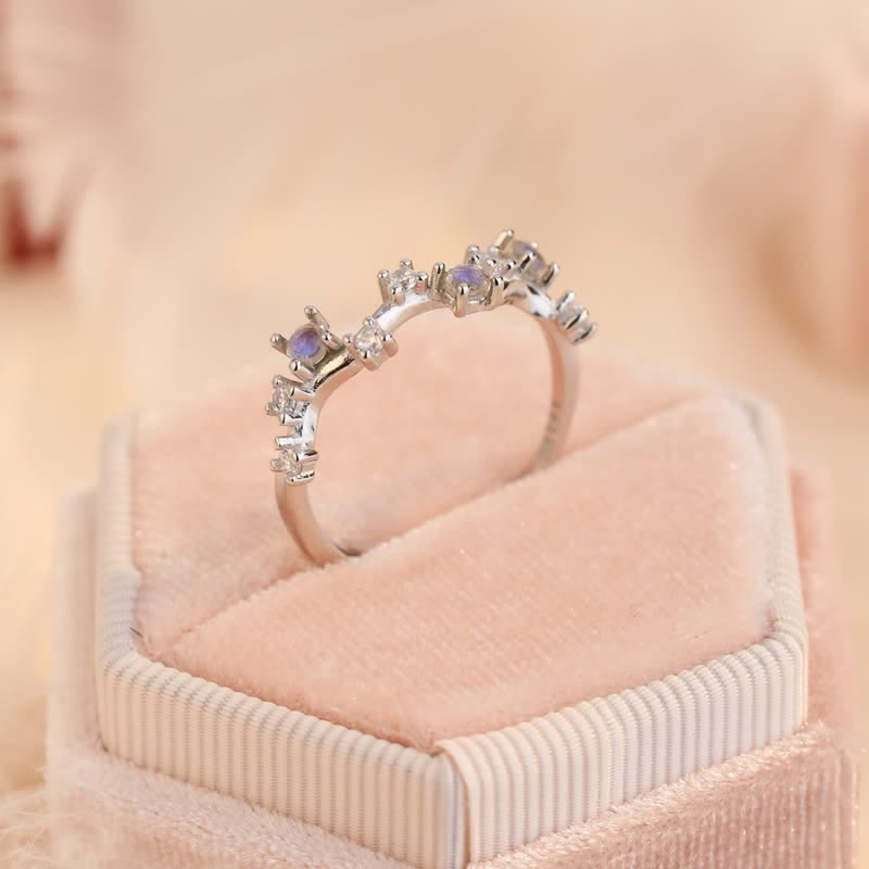 Anello di sintesi planetaria in pietra di luna naturale Olivenorma