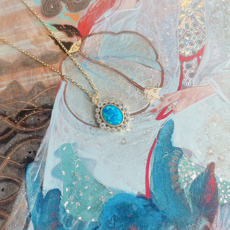 Collana con ciondolo ovale inciso in blu opale Olivenorma