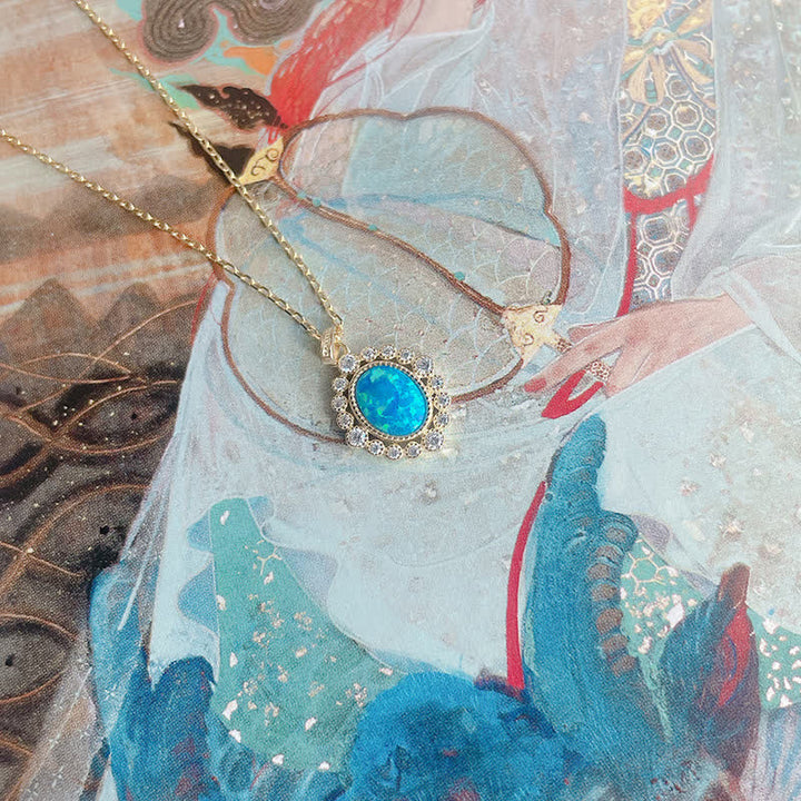 Collana con ciondolo ovale inciso in blu opale Olivenorma