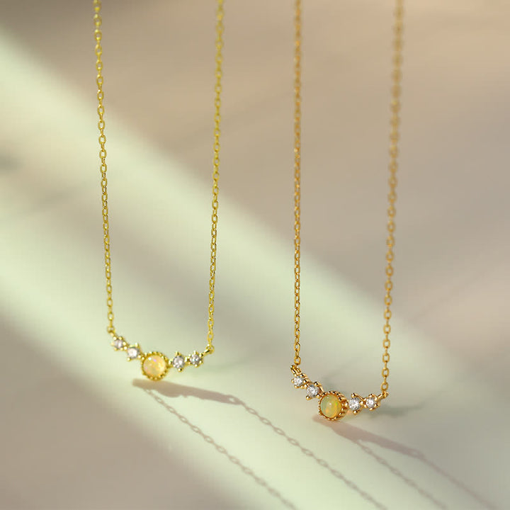Collana con ciondolo lungo in zircone bianco opale Olivenorma 