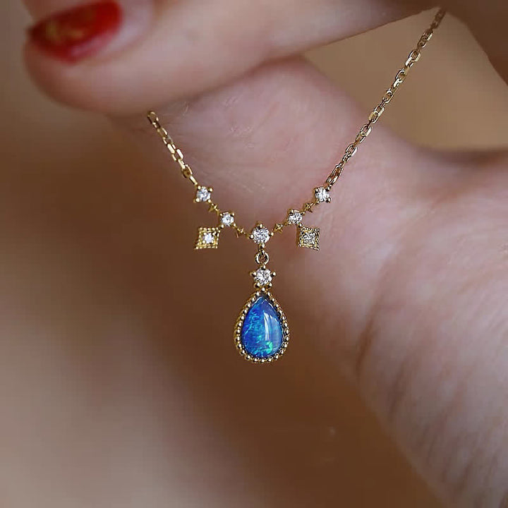 Collana con ciondolo a goccia d'acqua in zircone bianco e blu Olivenorma 