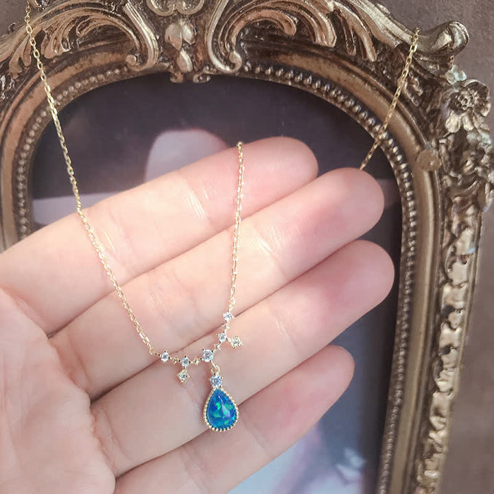 Collana con ciondolo a goccia d'acqua in zircone bianco e blu Olivenorma 
