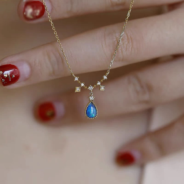 Collana con ciondolo a goccia d'acqua in zircone bianco e blu Olivenorma 