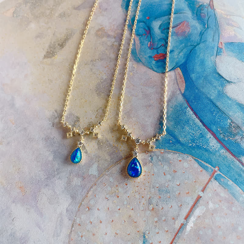 Collana con ciondolo a goccia d'acqua in zircone bianco e blu Olivenorma 