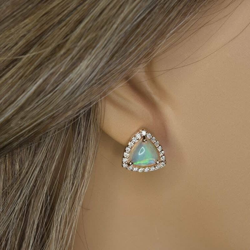 Oliveno Orecchinirma in argento 925 con forma triangolare in opale