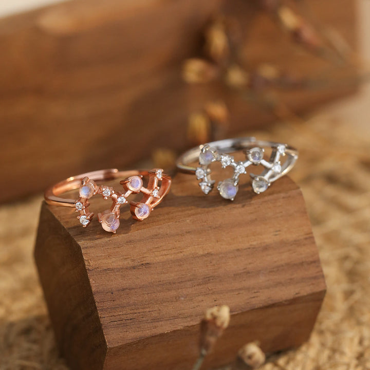 Anello con simbolo zodiacale in pietra di luna naturale Olivenorma