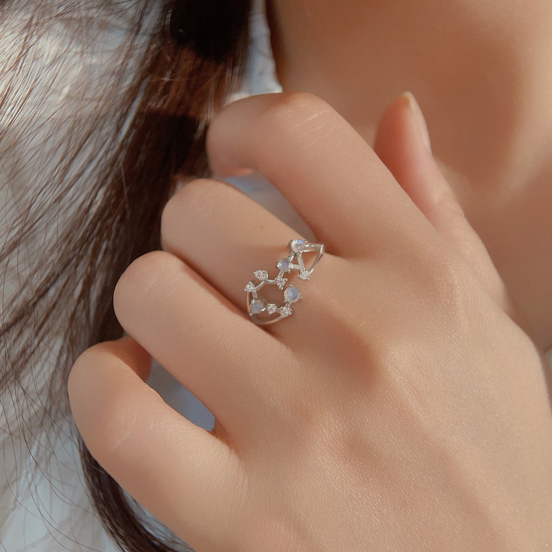 Anello con simbolo zodiacale in pietra di luna naturale Olivenorma