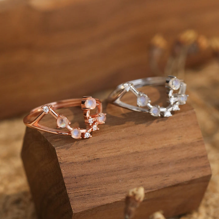 Anello con simbolo zodiacale in pietra di luna naturale Olivenorma