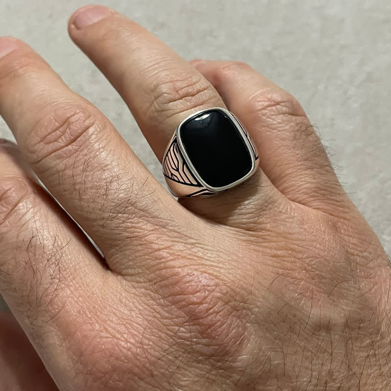 Anello in lega fatto a mano da uomo con pietra di onice nero Olivenorma