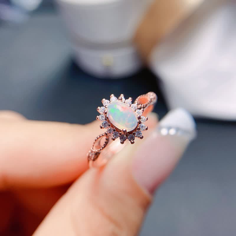 Anello girasole con zircone bianco opale naturale Olivenorma