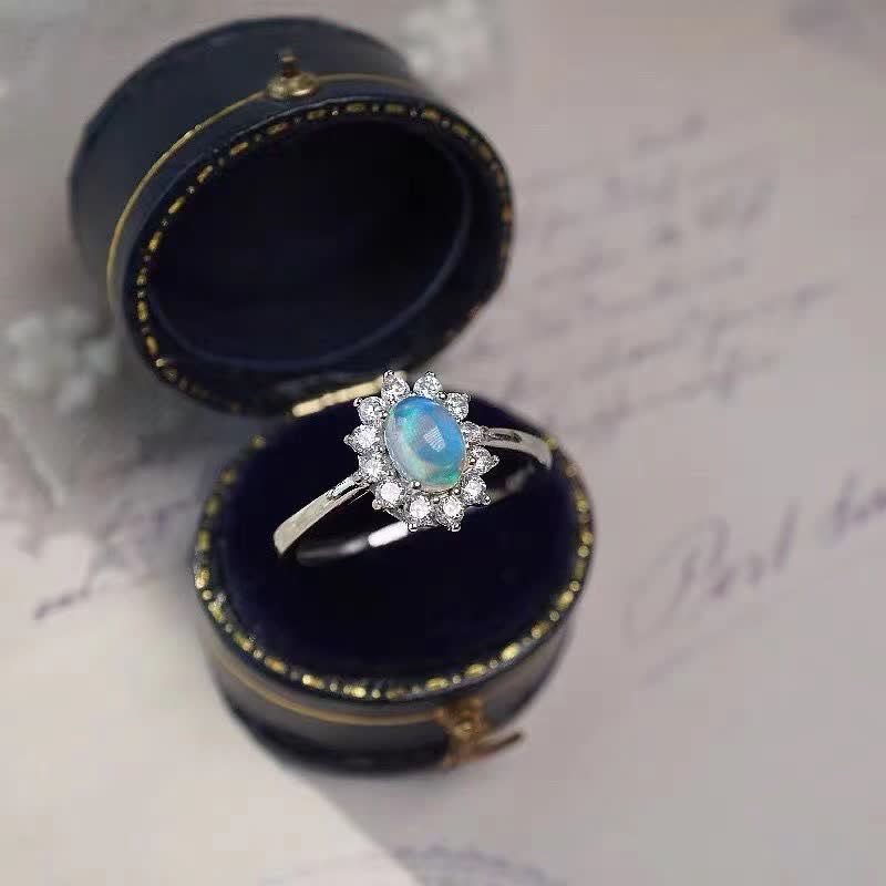 Anello in argento con girasole in zircone bianco opale naturale Olivenorma