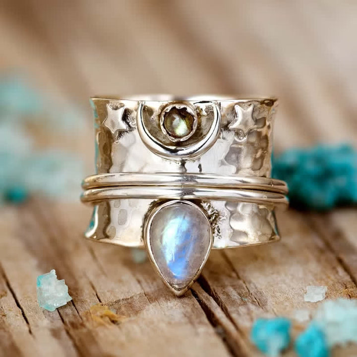 Anello con faccia larga e stella di luna in pietra di luna bohémien Olivenorma