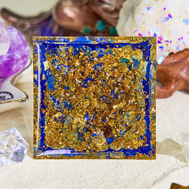 Olivenorma Piramide Orgonica Naturale Sodalite Blu Malocchio