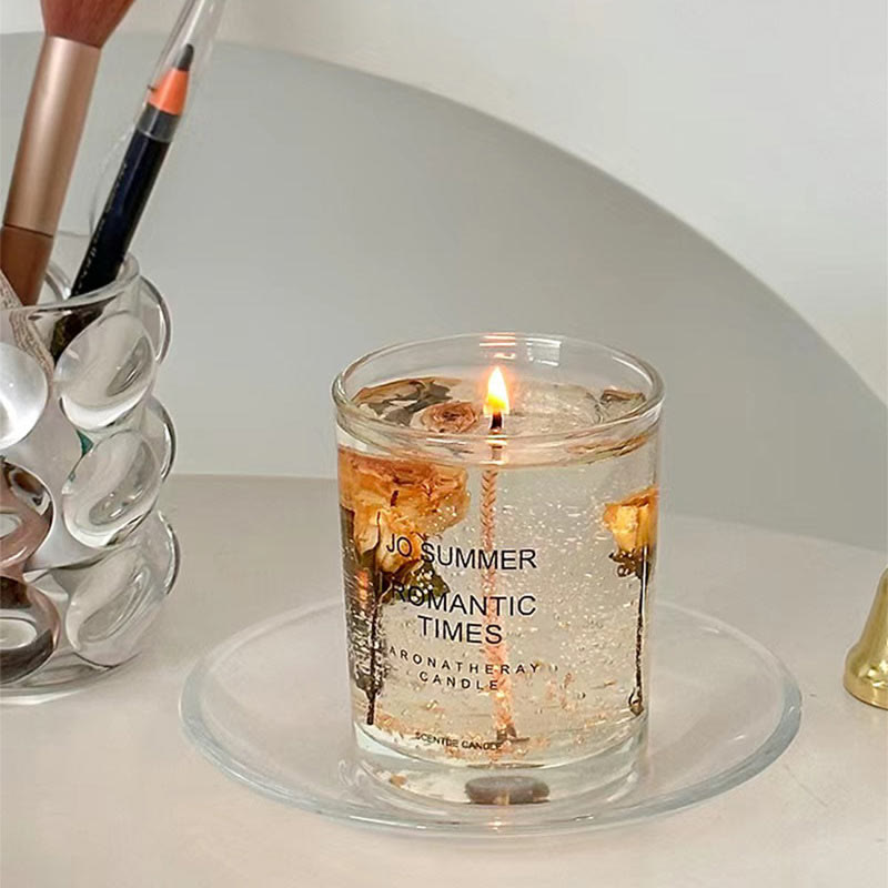 Candela profumata in vetro Olivenorma per San Valentino