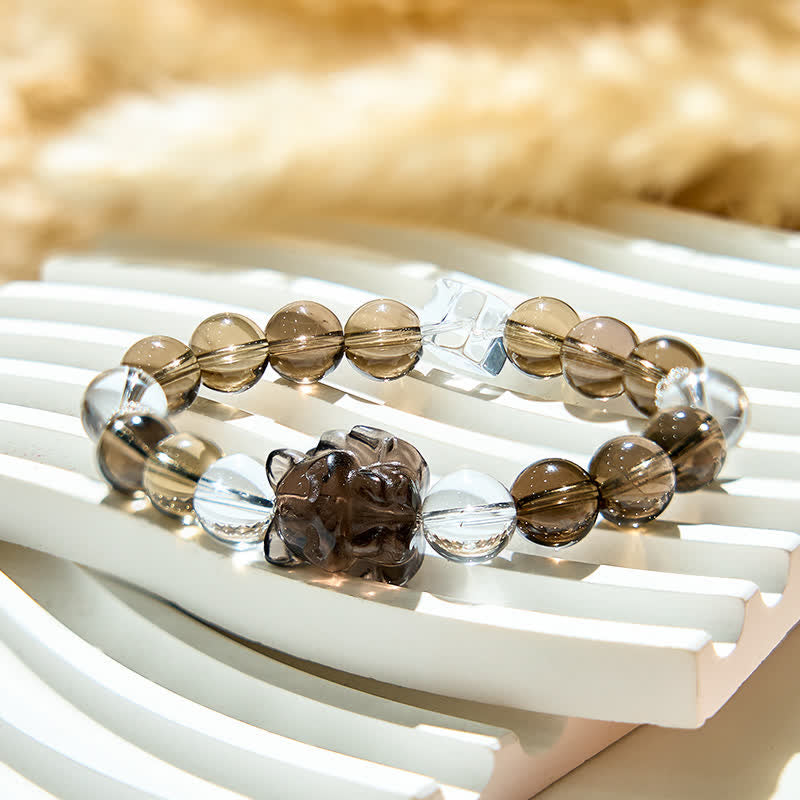 Bracciale con ciondolo a forma di volpe a nove code in cristallo trasparente Olivenorma e perline di quarzo fumé 