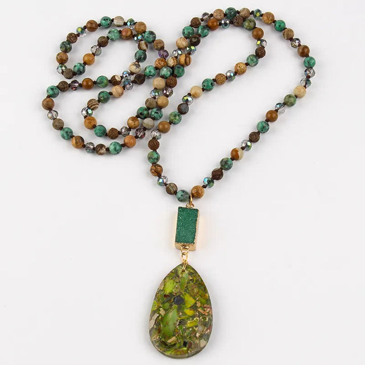 Collana con ciondolo a goccia in cristallo a grappolo di perle di pietra dell'imperatore Olivenorma