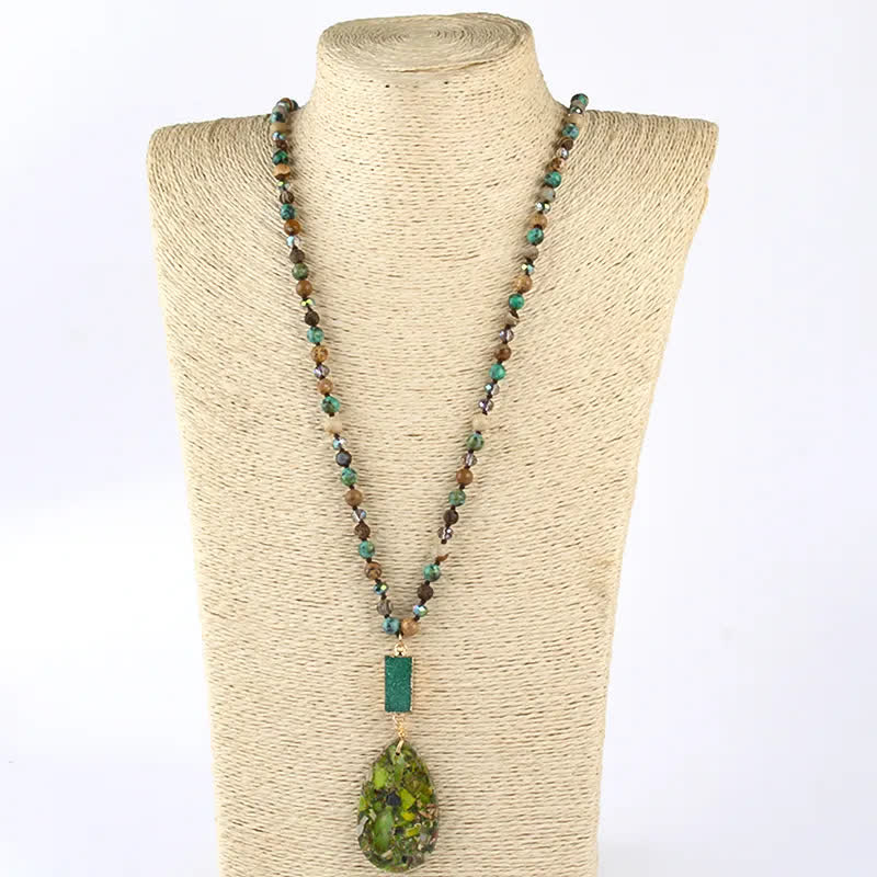 Collana con ciondolo a goccia in cristallo a grappolo di perle di pietra dell'imperatore Olivenorma