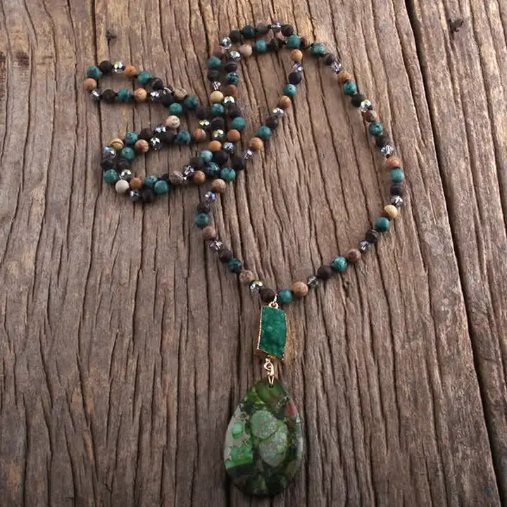 Collana con ciondolo a goccia in cristallo a grappolo di perle di pietra dell'imperatore Olivenorma