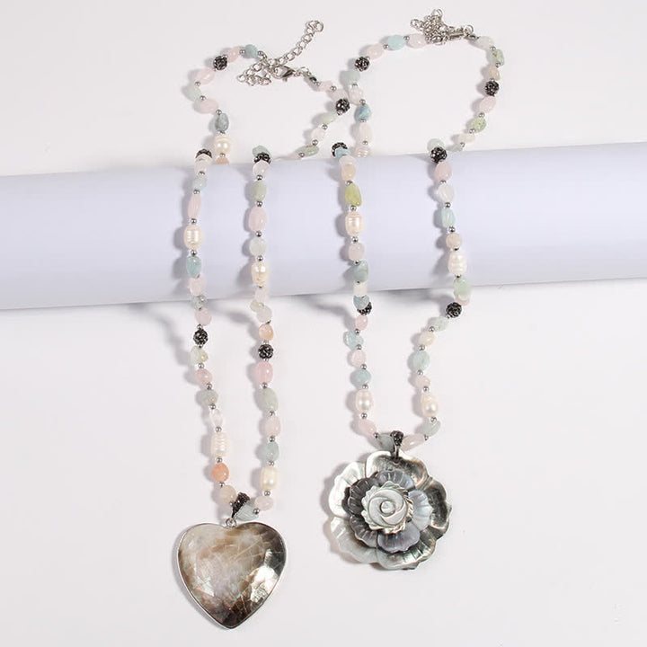 Collana con ciondolo a forma di fiore a forma di cuore in pietra naturale Olivenorma