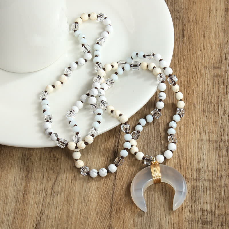 Collana con ciondolo a forma di mezzaluna in corno di bue con perline di cristallo naturale Olivenorma