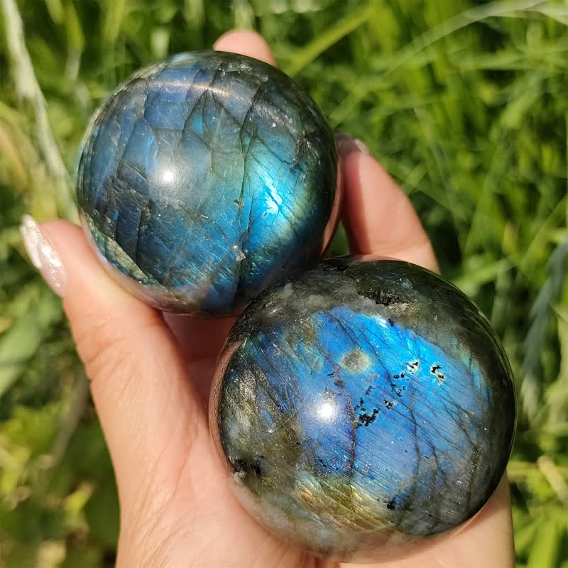 Sfera di cristallo di labradorite naturale Olivenorma