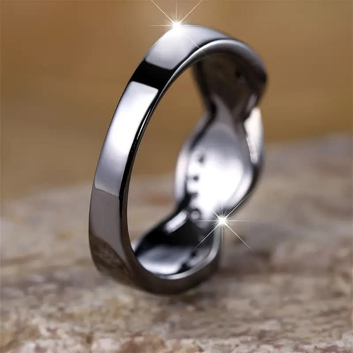 Anello Olivenorma in oro nero con opale blu ondulato e zircone