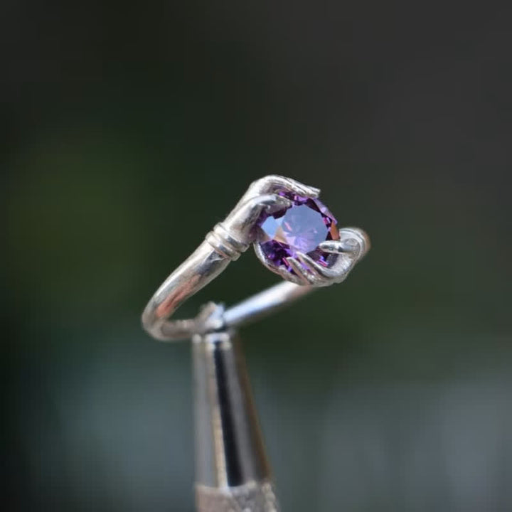 Olivenorma "Il segreto del cosmo" - Anello con pietra preziosa di cristallo