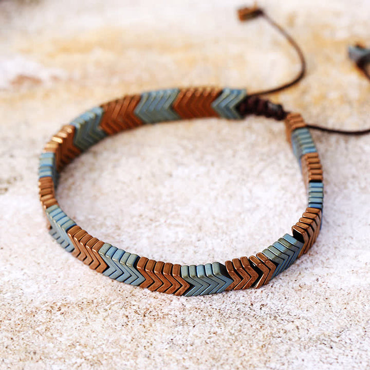 Olivenorma Bracciale da uomo a forma di freccia in ematite elettroplaccata 