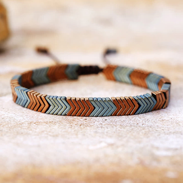 Olivenorma Bracciale da uomo a forma di freccia in ematite elettroplaccata 