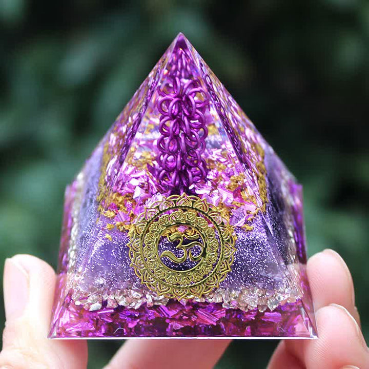 Olivenorma Ametista Pietra Filo di metallo Simbolo Om Piramide Orgone