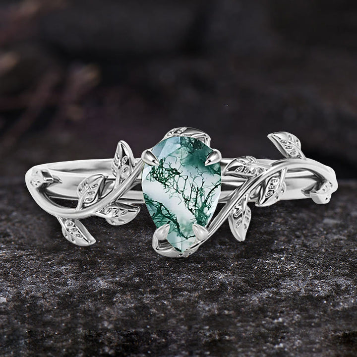 Anello di fidanzamento con foglia intrecciata in agata muschiata a taglio a pera Olivenorma