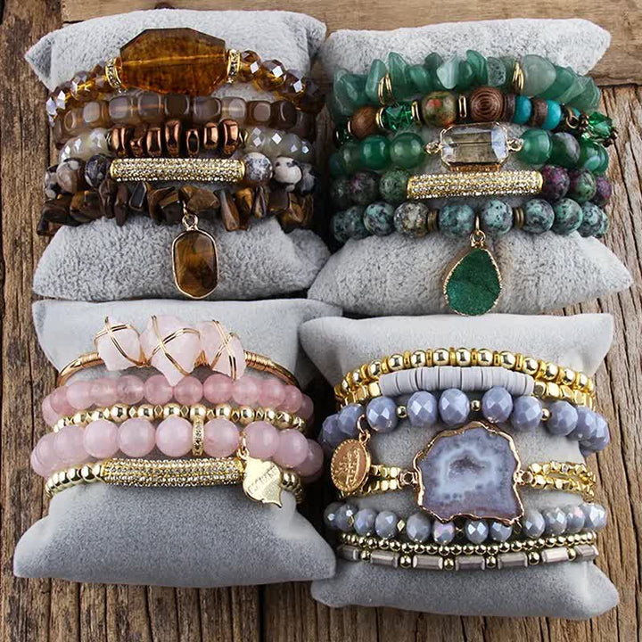Olivenorma Set di bracciali con perline di avventurina verde e accessori in metallo