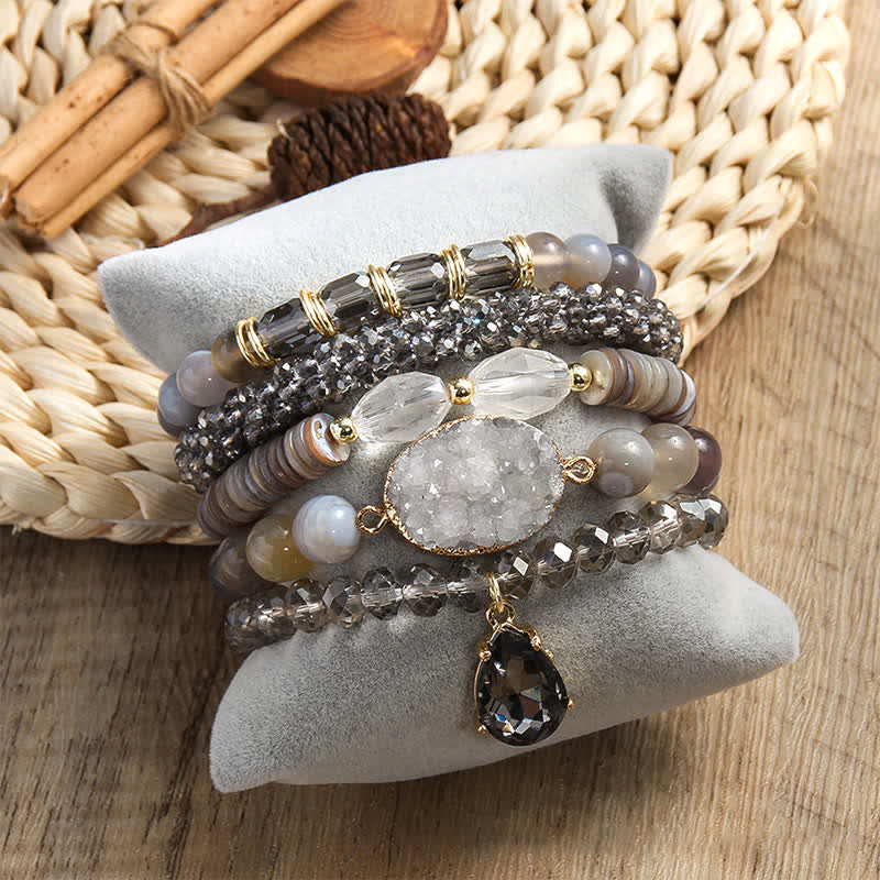 Olivenorma Set di braccialetti con perline a 5 strati con ciondolo in perla d'acqua dolce 