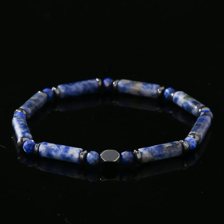 Bracciale Olivenorma con perline di sodalite blu e strisce di ematite naturale 