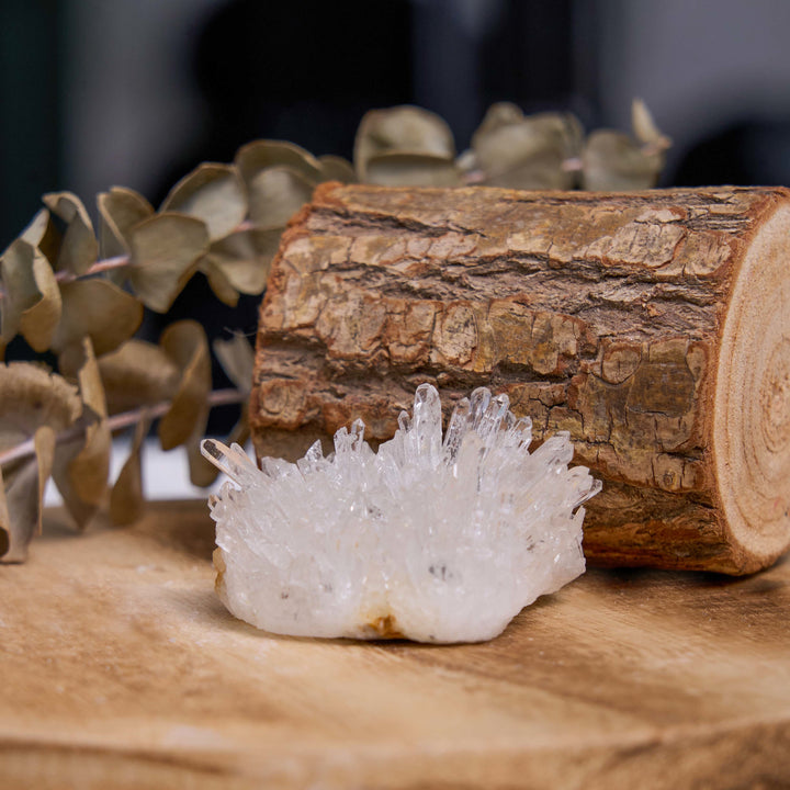 Cluster di cristalli di guarigione energetica di quarzo trasparente naturale Olivenorma