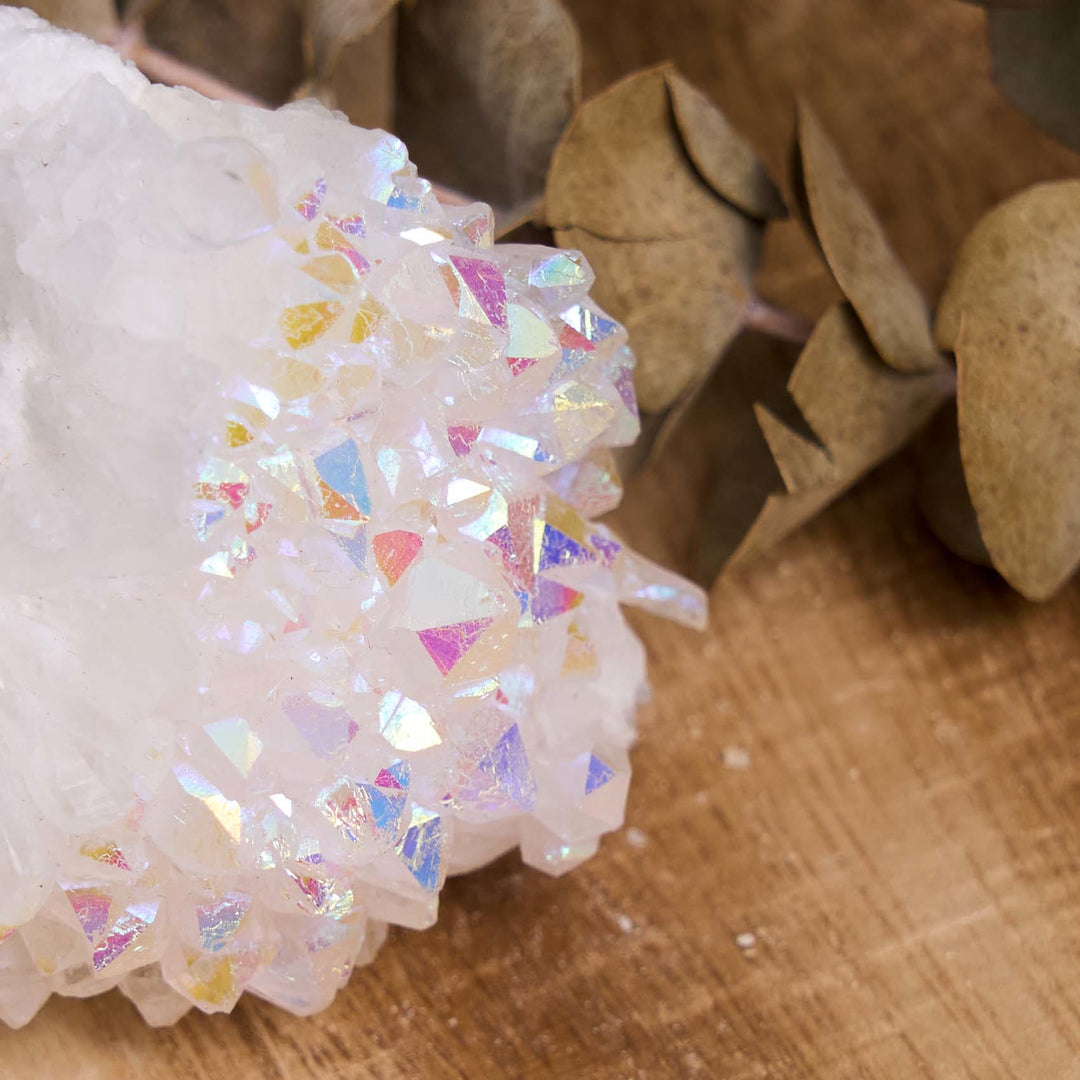 Olivenorma Natural Angel Aura Quartz Geode Gemstone Cluster di cristalli