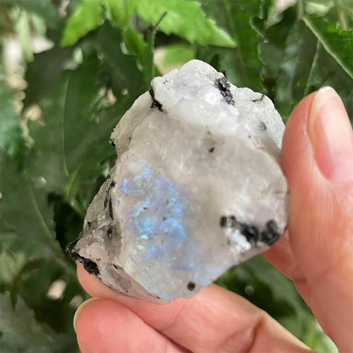 Decorazione in pietra naturale con pietra di luna grezza Olivenorma