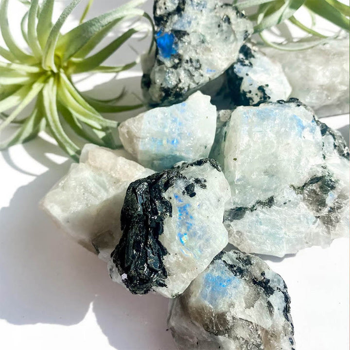 Decorazione in pietra naturale con pietra di luna grezza Olivenorma