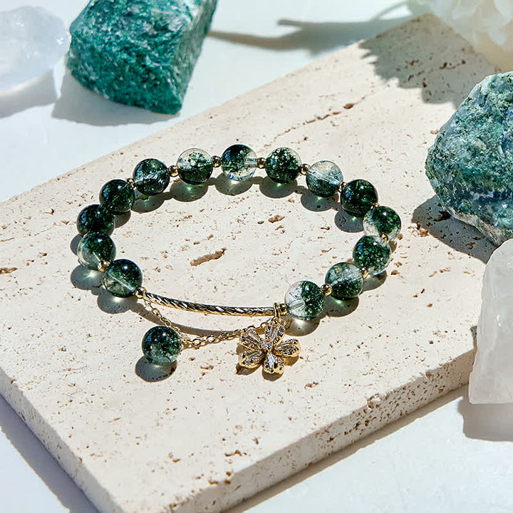 Bracciale con ciondolo a forma di fiore di ciliegio in perline di quarzo fantasma verde Olivenorma 