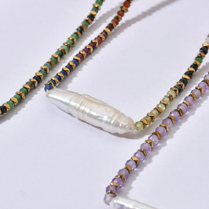 Collana di perline in stile boho con pietre preziose sfaccettate Narce Olivenorma