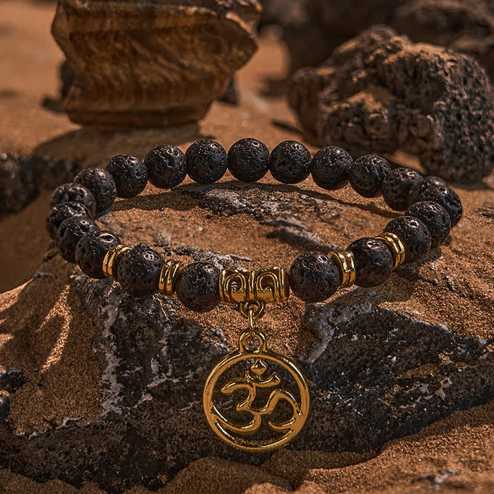 Bracciale con ciondolo OM in pietra lavica naturale Olivenorma