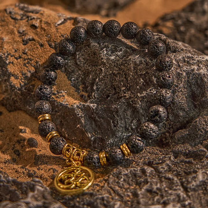Bracciale con ciondolo OM in pietra lavica naturale Olivenorma
