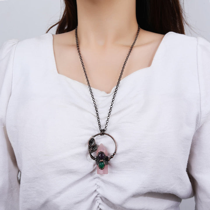 Collana con ciondolo a forma di competizione in pietra naturale Olivenorma