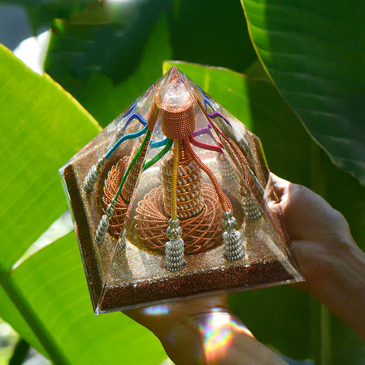 Olivenorma 7 Generatore di energia in filo di rame colorato Piramide Orgonica