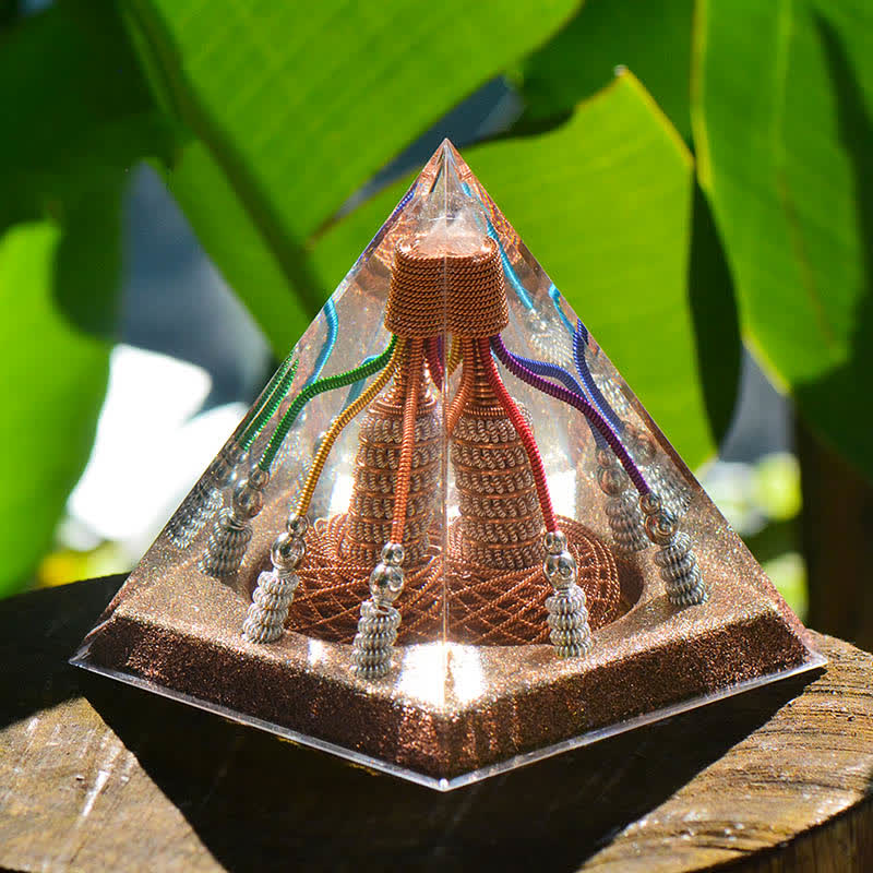 Olivenorma 7 Generatore di energia in filo di rame colorato Piramide Orgonica
