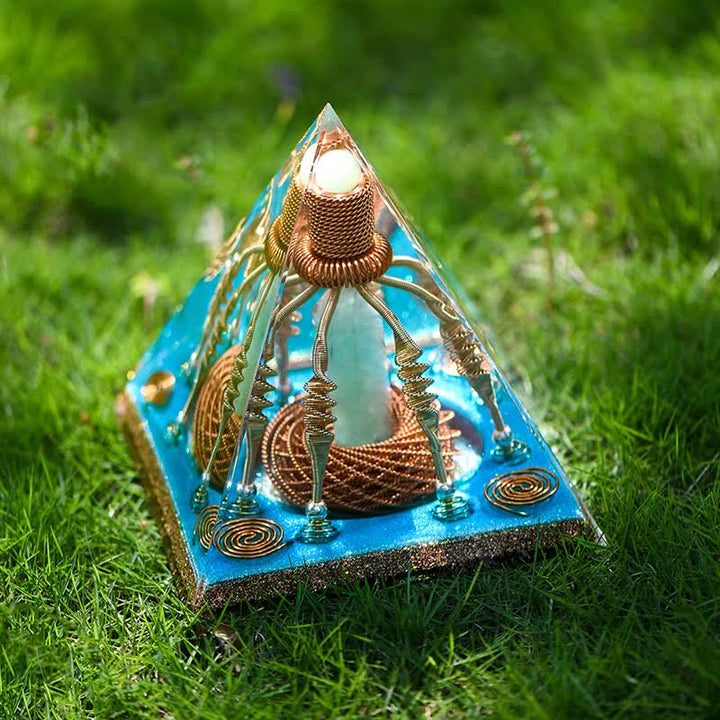 Olivenorma Filo di rame Avventurina verde Piramide energetica Orgone