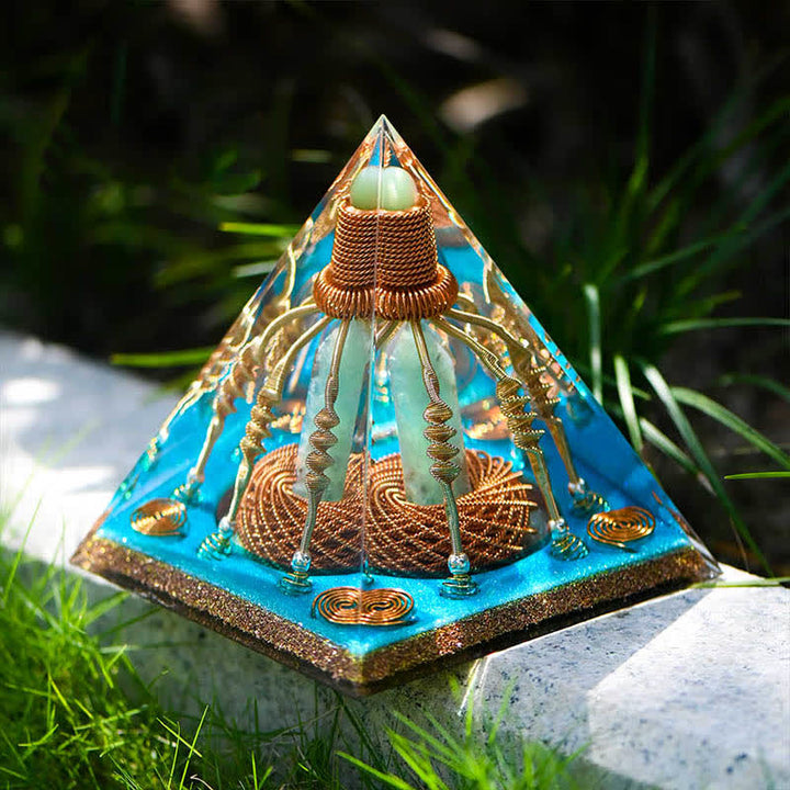 Olivenorma Filo di rame Avventurina verde Piramide energetica Orgone