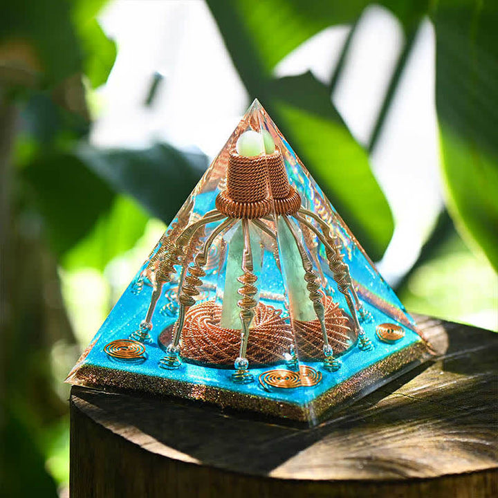 Olivenorma Filo di rame Avventurina verde Piramide energetica Orgone