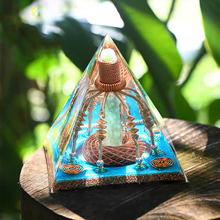 Olivenorma Filo di rame Avventurina verde Piramide energetica Orgone