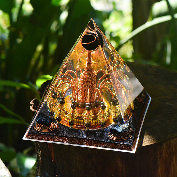 Olivenorma "Signore della Notte Oscura Dorata" Piramide di Orgone di Cristallo Nero